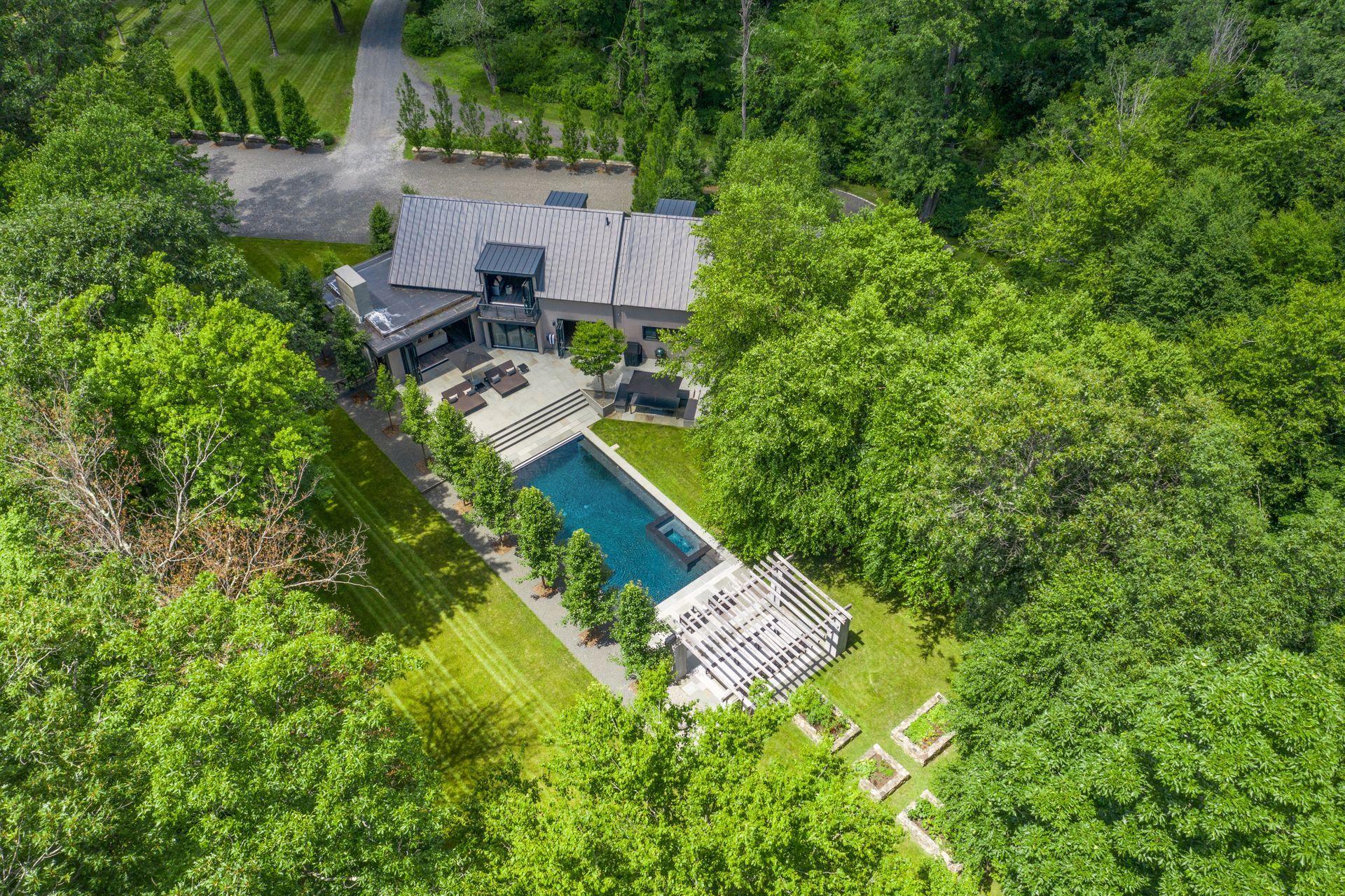 42 Meeker Hill Road Redding, CT 06896 - Photo 31 of 77 9
