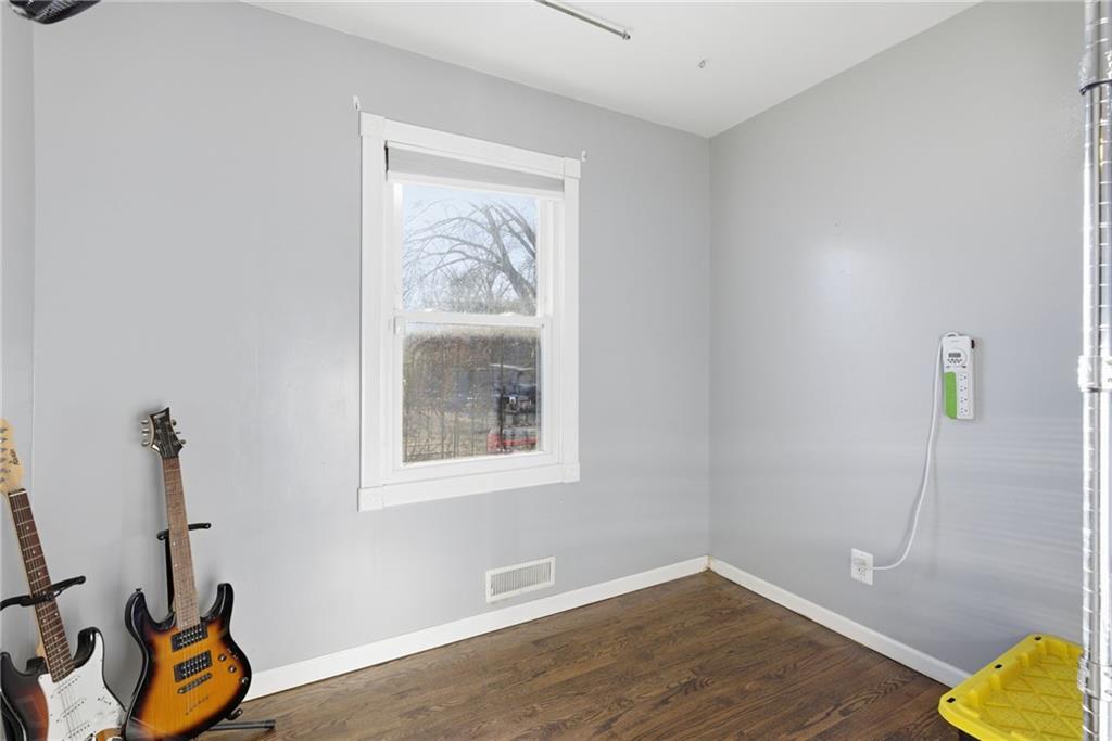 1401 Southwest 1st Street Lee's Summit, MO 64081 - Photo 15 of 32