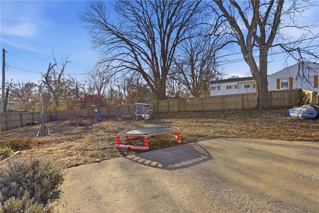 1401 Southwest 1st Street Lee's Summit, MO 64081 - Photo 23 of 32