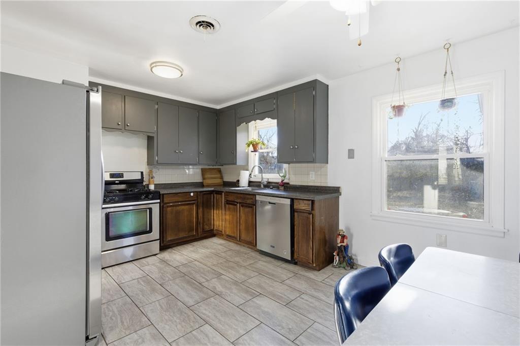 1401 Southwest 1st Street Lee's Summit, MO 64081 - Photo 7 of 32