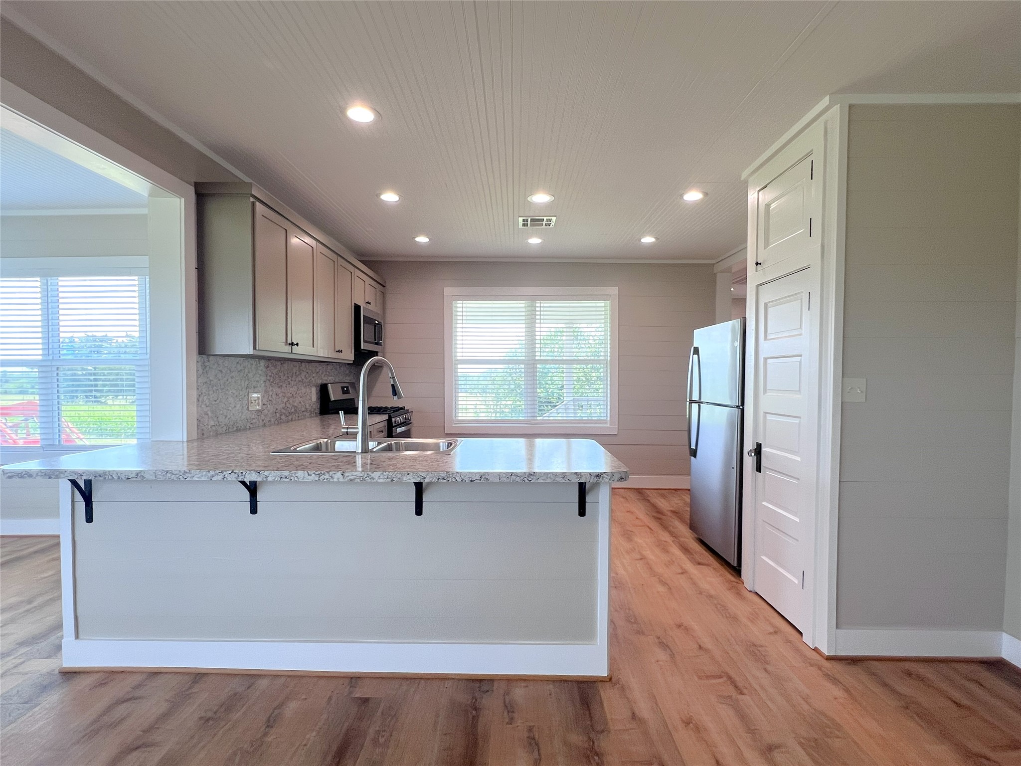 12201 Emshoff Road Brenham, TX 77833 - Photo 9 of 19