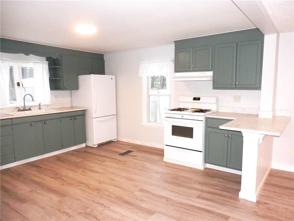 15 State Street Waterloo, NY 13165 - Photo 8 of 25