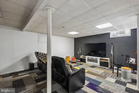 $1,200,000 | 204 Garnet Lane, Bala Cynwyd, PA 19004
