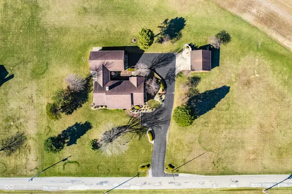 $410,000 | 1820 East 700 South, Lynn, IN 47355