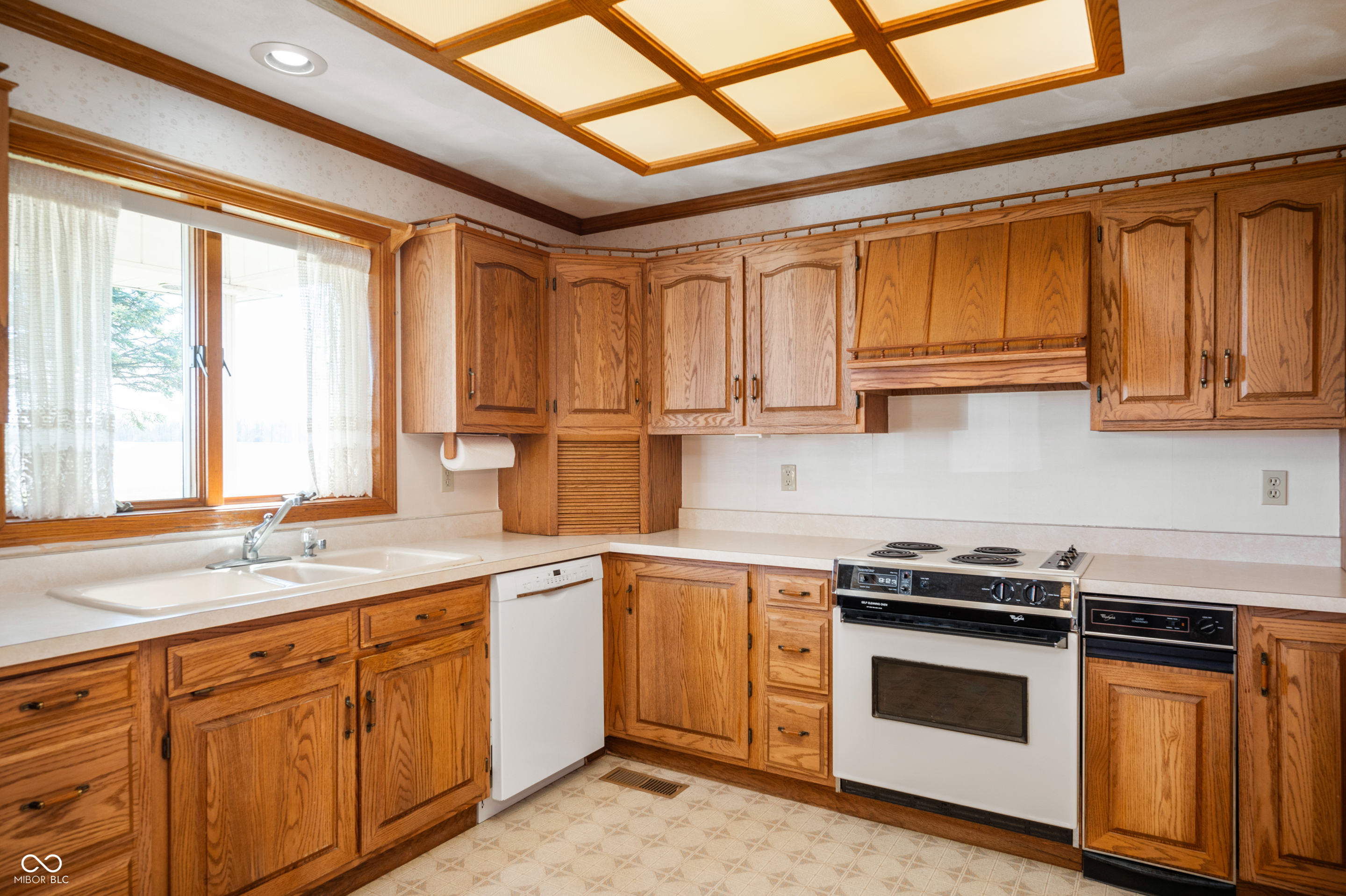 1820 East 700 South Lynn, IN 47355 - Photo 9 of 31