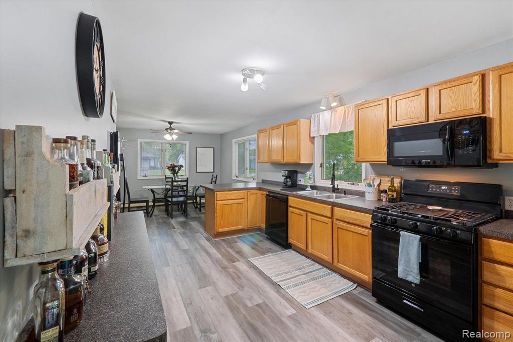 4926 Taft Road Algonac, MI 48001 - Photo 15 of 45