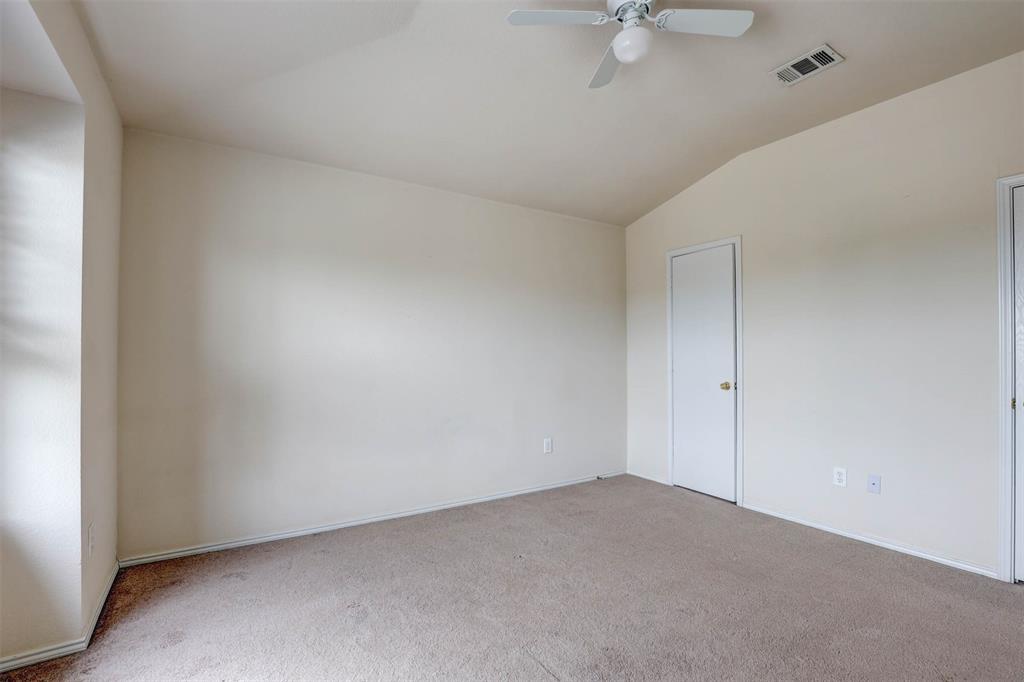 3436 Hidden Canyon Road Fort Worth, TX 76262 - Photo 18 of 29