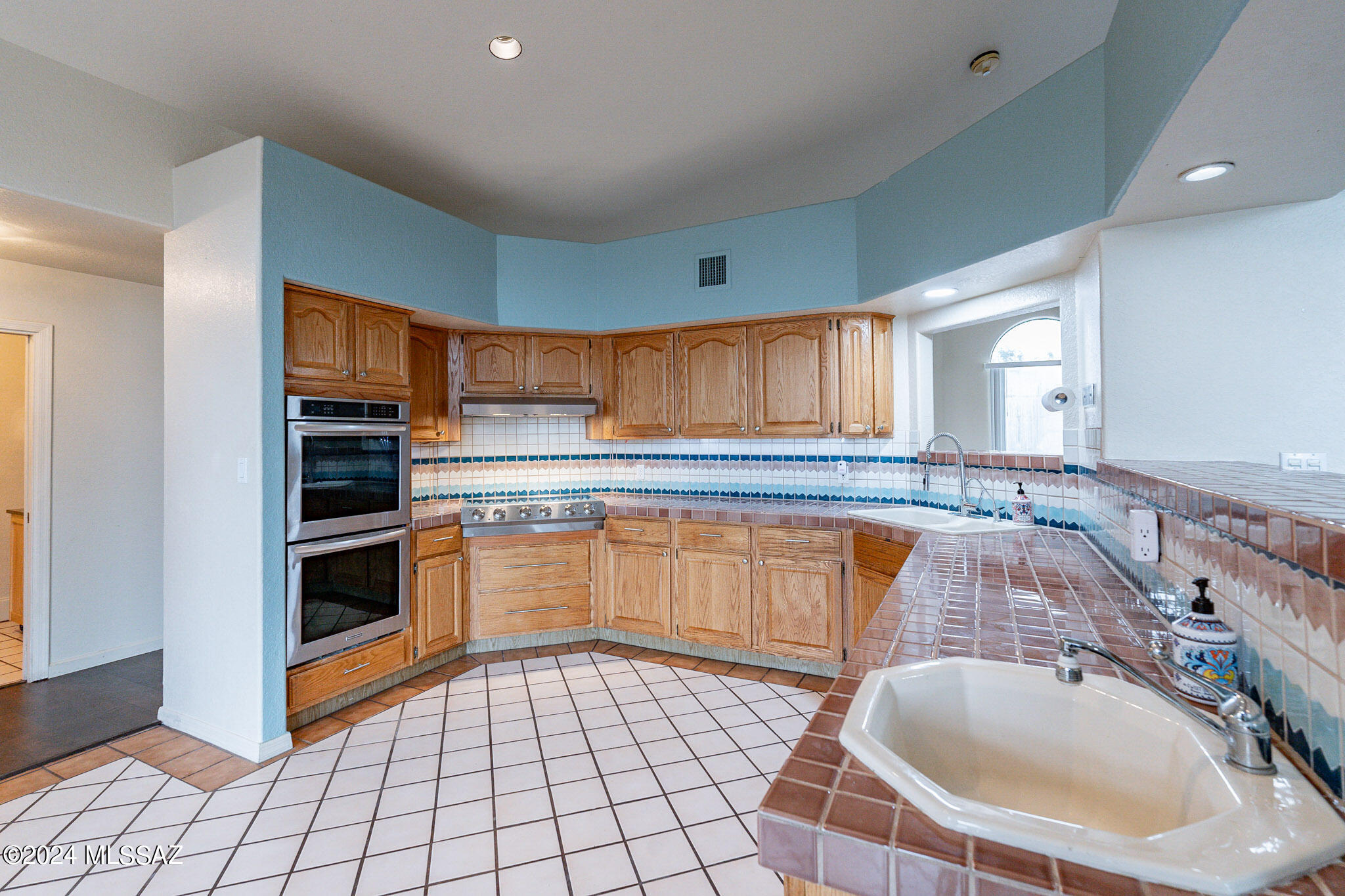 1303 Calle Tubatana Rio Rico, AZ 85648 - Photo 15 of 24