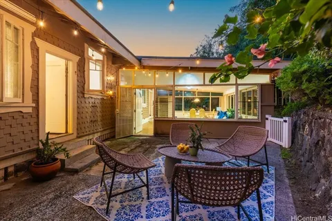 $3,450,000 | 2618 Ferdinand Avenue, Honolulu, HI 96822