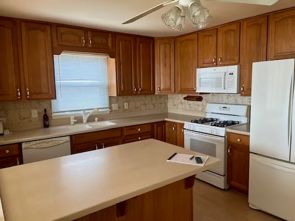 $199,900 | 3007 190th Street, Lansing, IL 60438