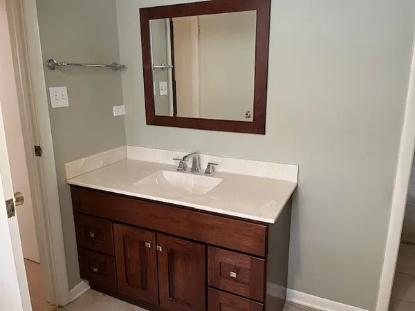 $199,900 | 3007 190th Street, Lansing, IL 60438