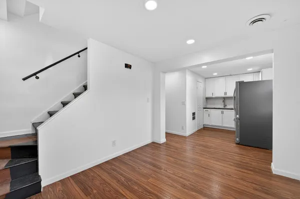 $1,050,000 | 14 Laurel Court, Jersey City, NJ 07302