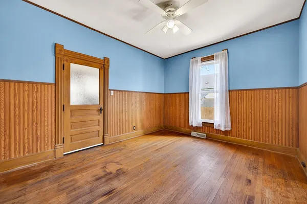 $119,900 | 906 Peoria Street, Lincoln, IL 62656