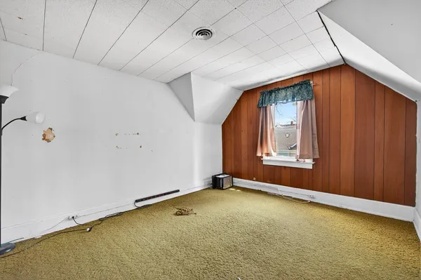 $119,900 | 906 Peoria Street, Lincoln, IL 62656