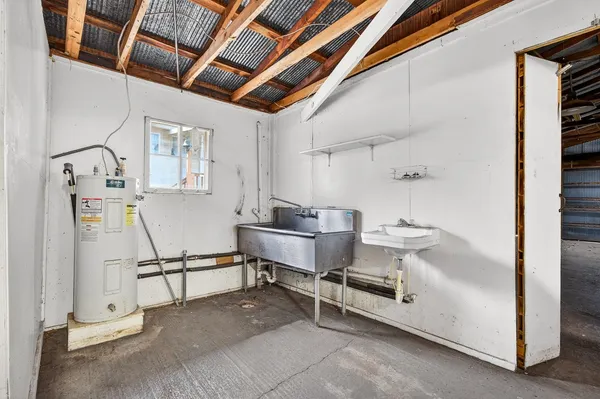 $119,900 | 906 Peoria Street, Lincoln, IL 62656