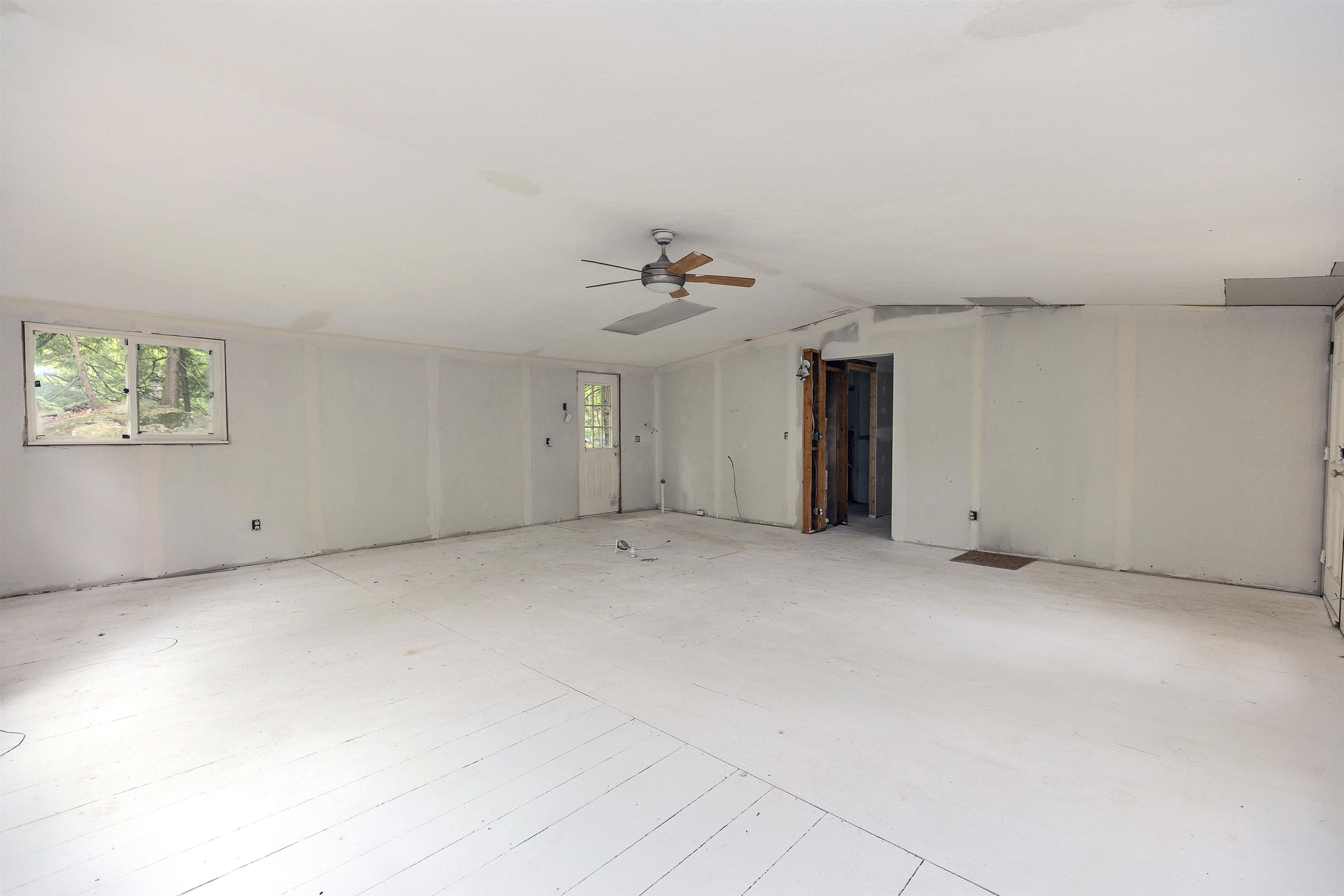 29 Centennial Drive Webster, NH 03303 - Photo 19 of 39