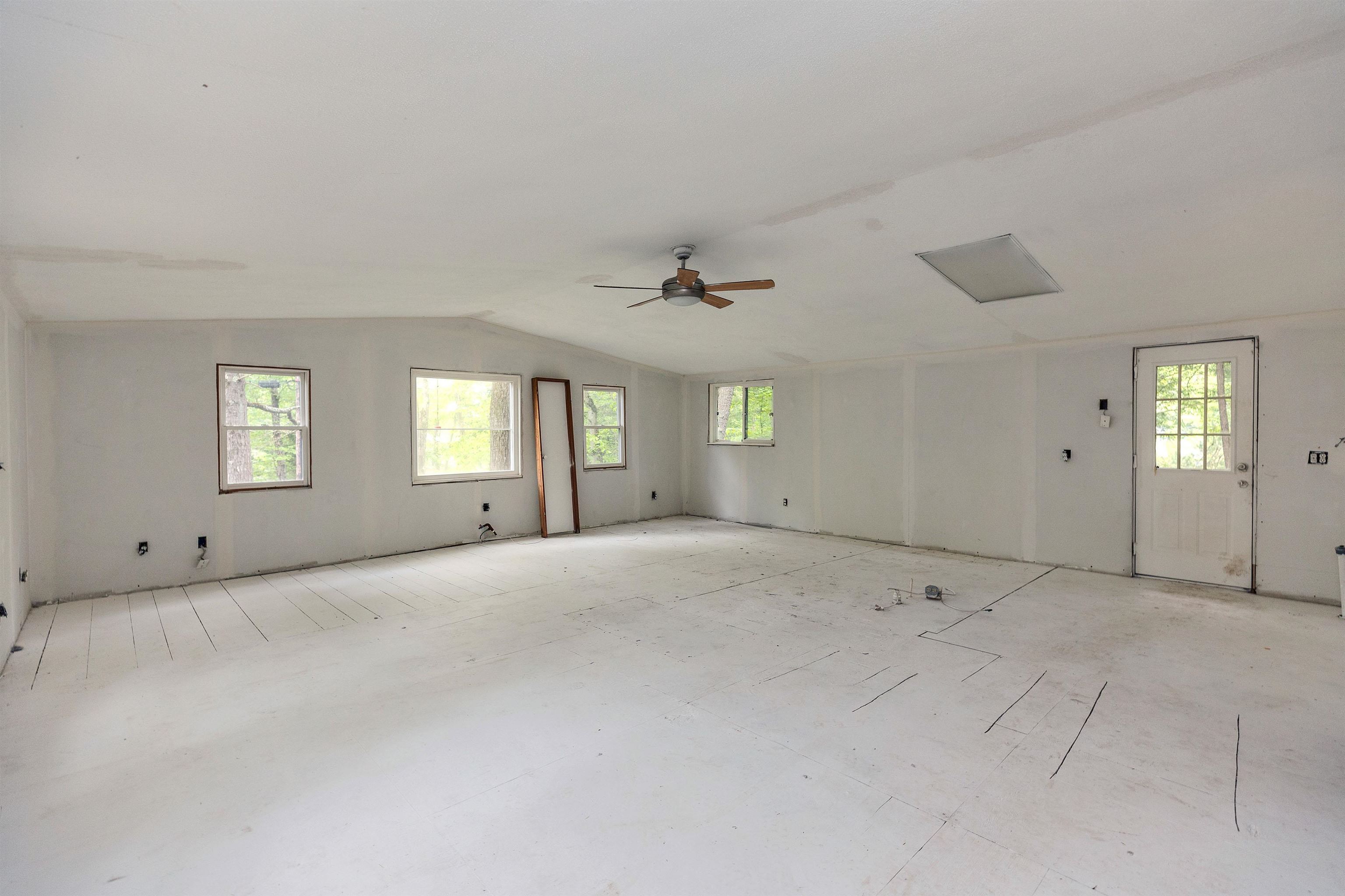 29 Centennial Drive Webster, NH 03303 - Photo 22 of 39