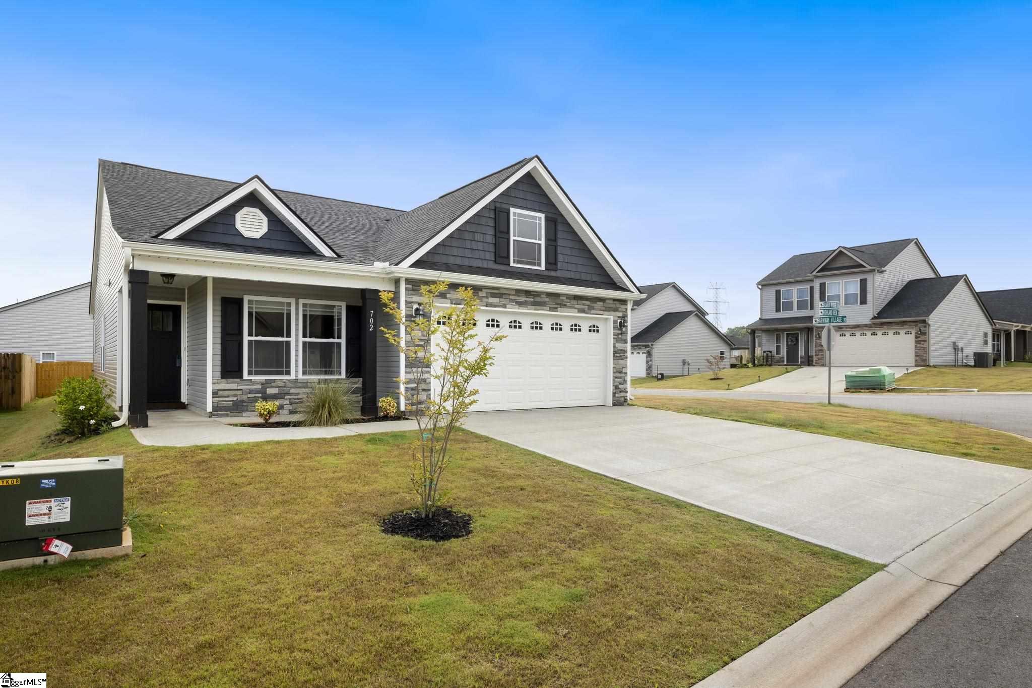 702 Silver Ridge Road Boiling Springs, SC 29316 - Photo 2 of 25 Gallery Image 2