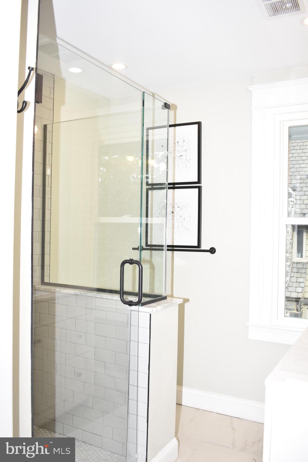 607 Valley Road Havertown, PA 19083 - Photo 21 of 30 Master bathroom