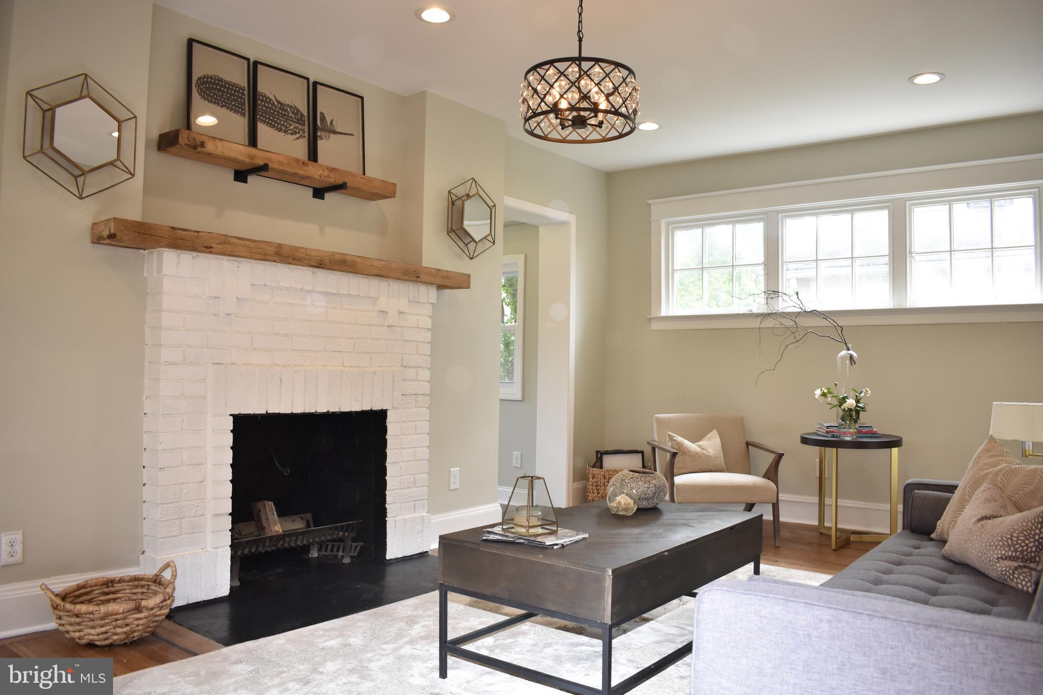 607 Valley Road Havertown, PA 19083 - Photo 7 of 30 Living Room
