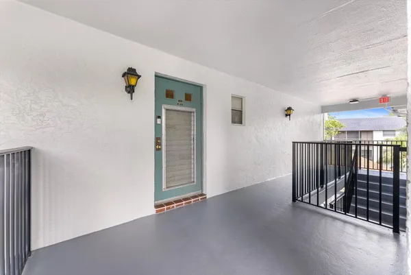 $2,450 | 8000 Lagos De Campo Boulevard, Unit A307, Tamarac, FL 33321
