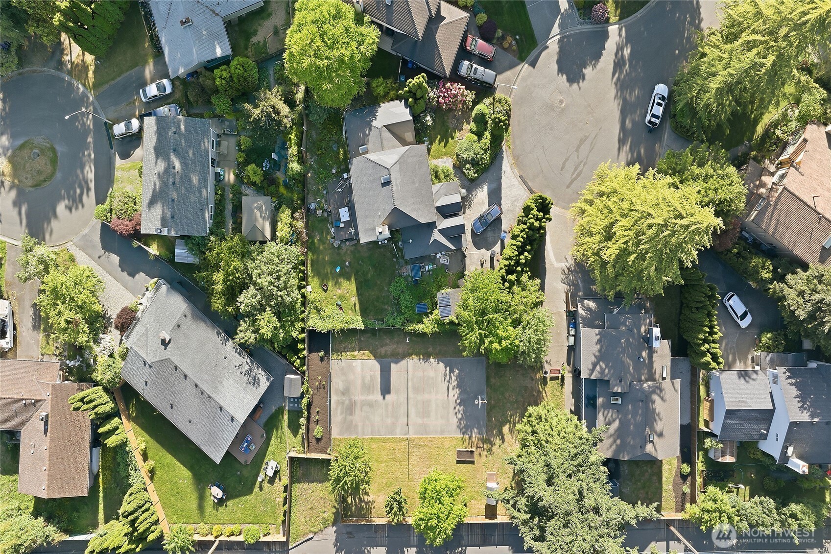 23707 Meridian Place West Bothell, WA 98021 - Photo 38 of 40 an aerial view of a house with a garden