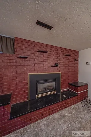 $355,000 | 365 Jefferson Street, American Falls, ID 83211