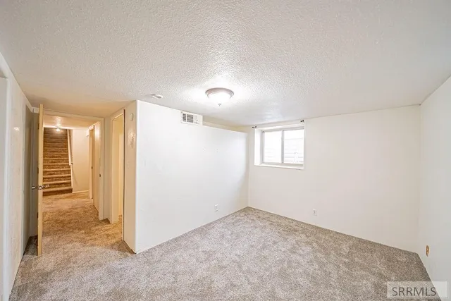 $355,000 | 365 Jefferson Street, American Falls, ID 83211