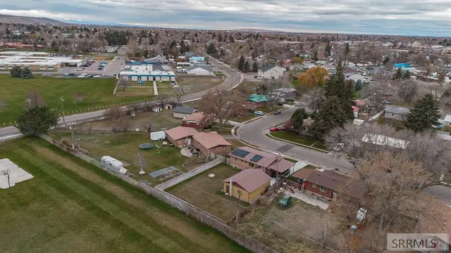 $355,000 | 365 Jefferson Street, American Falls, ID 83211