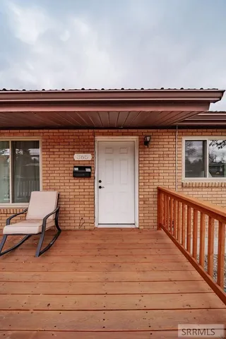 $355,000 | 365 Jefferson Street, American Falls, ID 83211