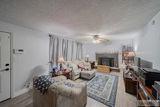 $355,000 | 365 Jefferson Street, American Falls, ID 83211