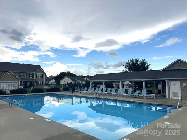 a view of house with outdoor space