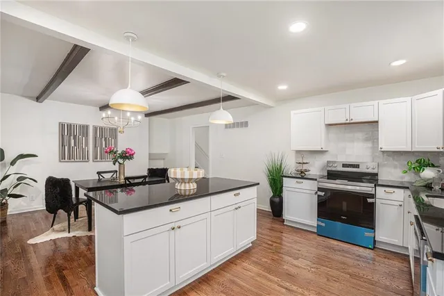 $240,000 | 6020 East 151 Street, Grandview, MO 64030