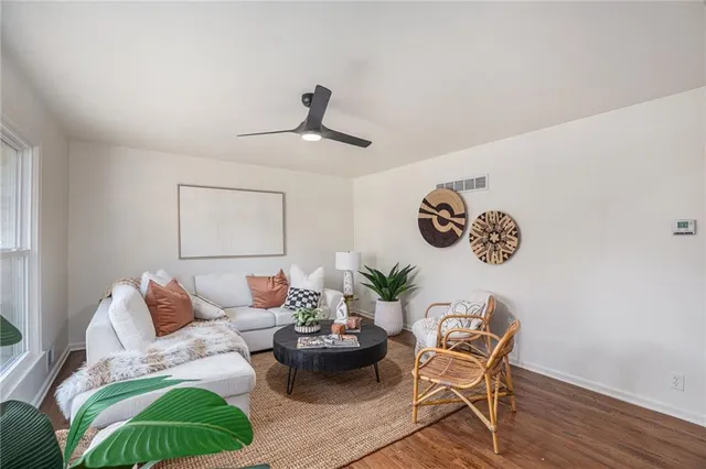 $240,000 | 6020 East 151 Street, Grandview, MO 64030