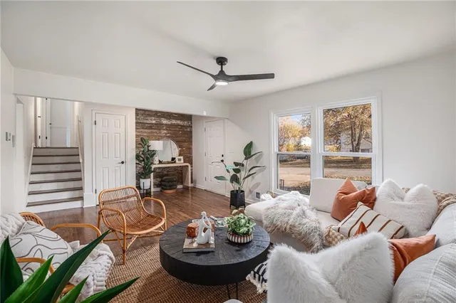 $240,000 | 6020 East 151 Street, Grandview, MO 64030