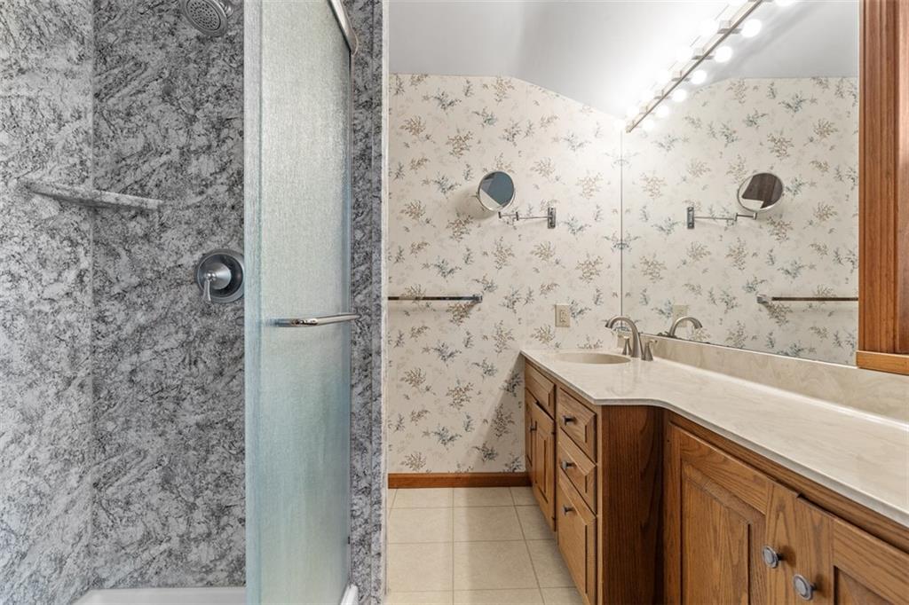 1611 Powers Run Road Pittsburgh, PA 15238 - Photo 20 of 40 Gallery Image 20