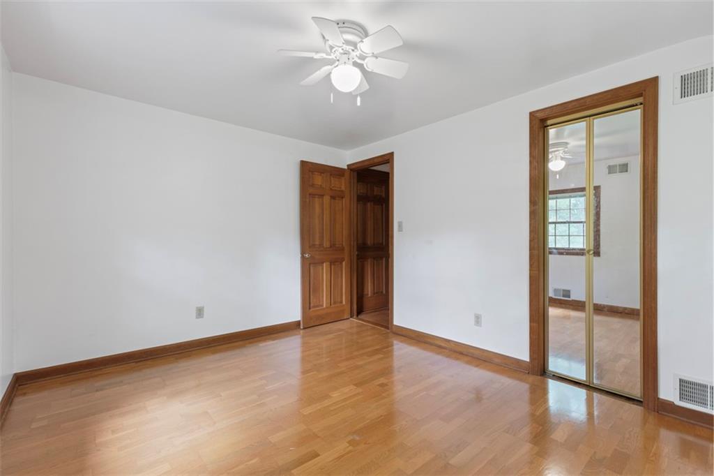 1611 Powers Run Road Pittsburgh, PA 15238 - Photo 28 of 40 Gallery Image 28
