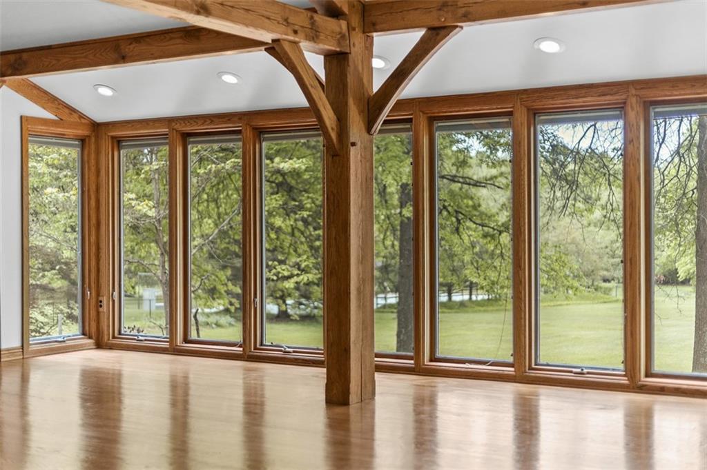 1611 Powers Run Road Pittsburgh, PA 15238 - Photo 6 of 40 Gallery Image 6
