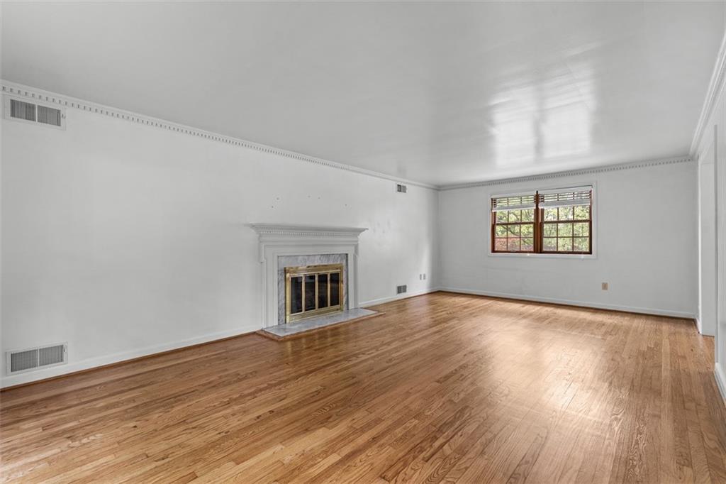 1611 Powers Run Road Pittsburgh, PA 15238 - Photo 8 of 40 Gallery Image 8