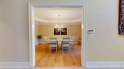 $3,795,000 | 23 Overbrook Lane, Glen Head, NY 11545