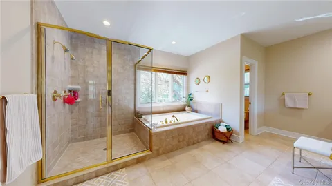 $3,795,000 | 23 Overbrook Lane, Glen Head, NY 11545