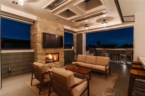 $9,200,000 | 413 7th Street, Manhattan Beach, CA 90266