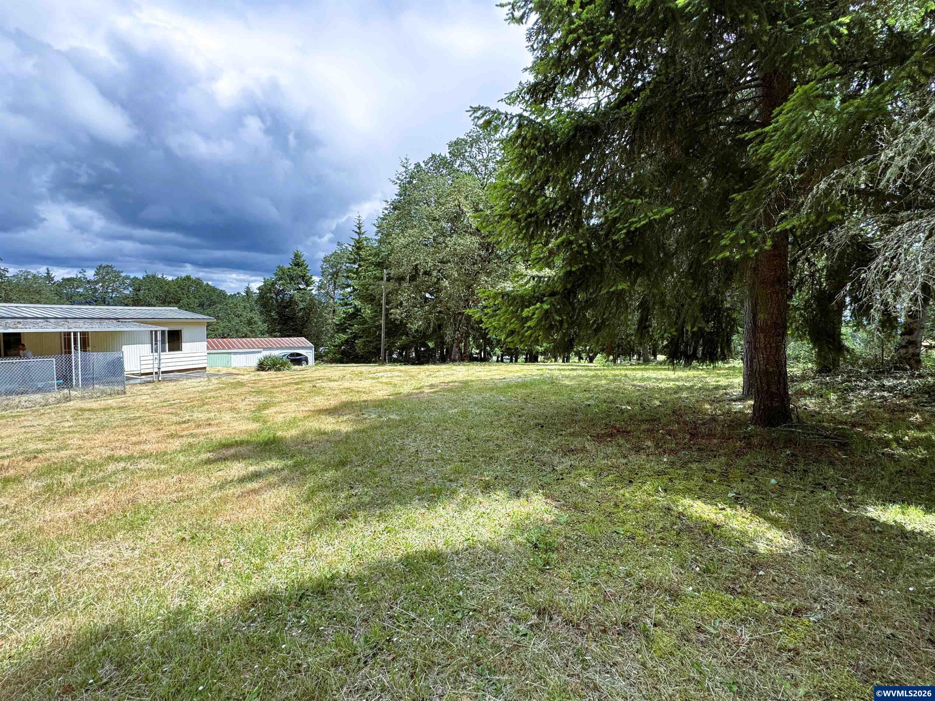 27690 Fern Ridge Road Sweet Home, OR 97386 - Photo 4 of 37