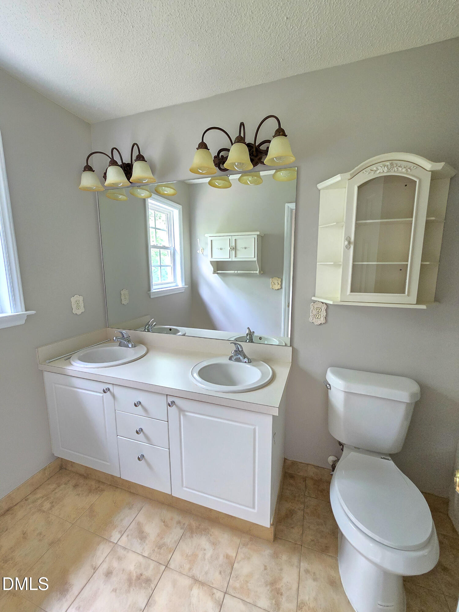 2008 Metacomet Way Raleigh, NC 27604 - Photo 20 of 31 20260627_113422