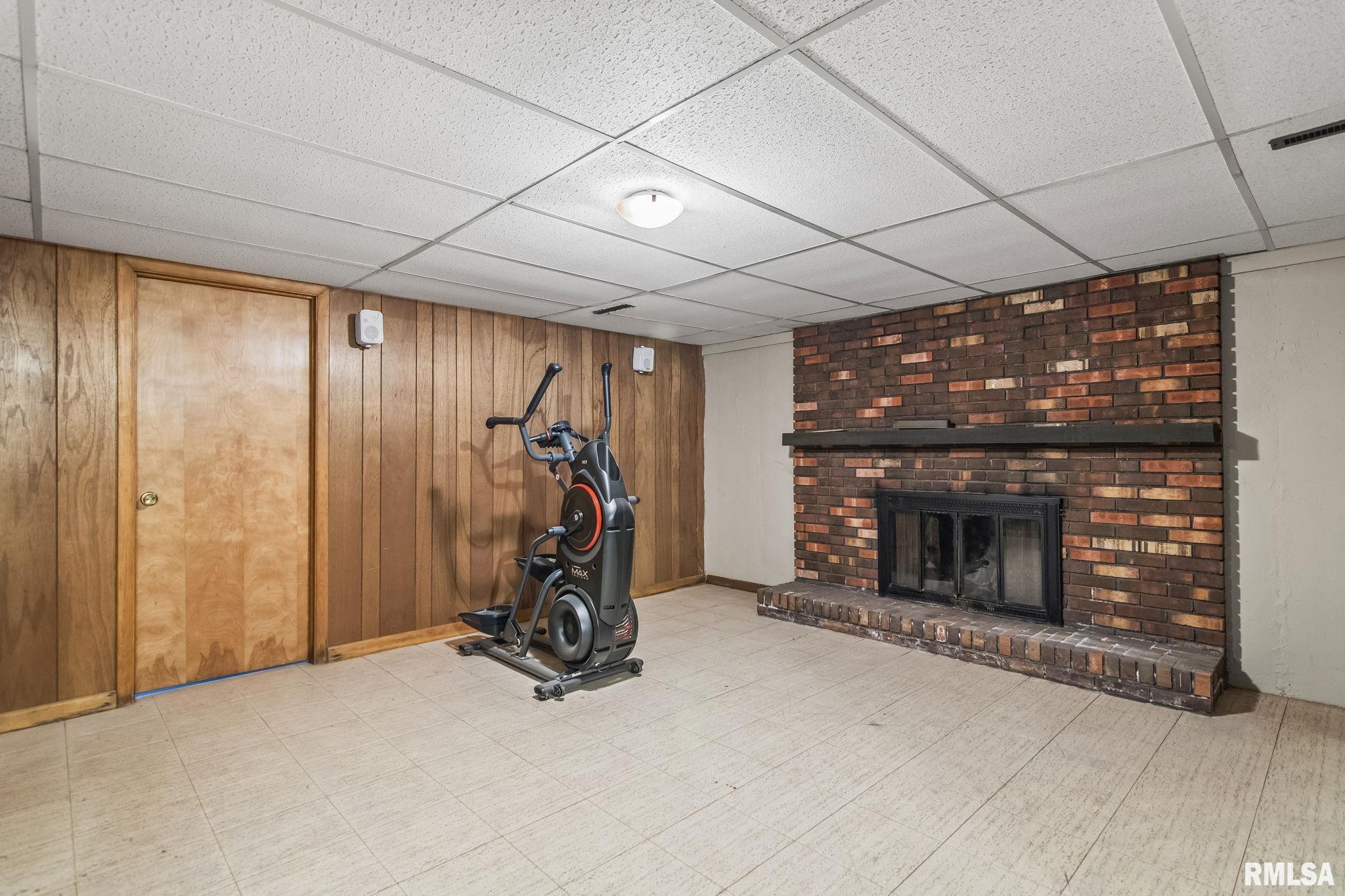 244 North Columbia Avenue Springfield, IL 62702 - Photo 27 of 32 Gallery Image 27