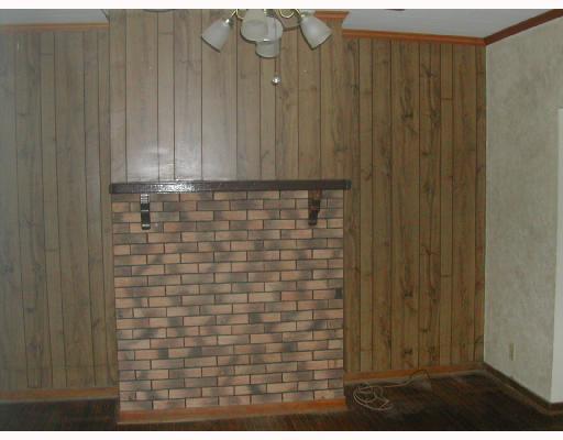 1706 Ridge Avenue Coraopolis, PA 15108 - Photo 3 of 6 Living Room.