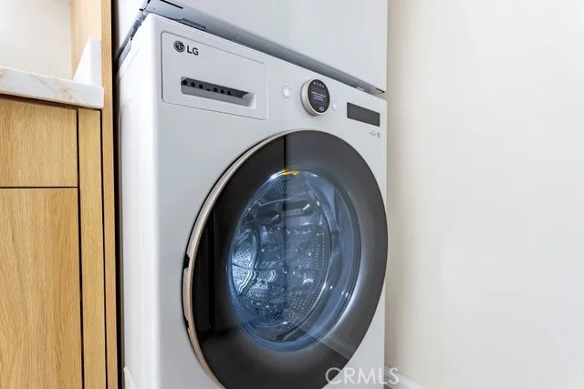 a close view of washer and dryer