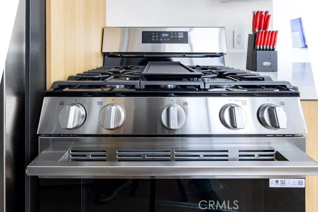 a close view of stove top oven