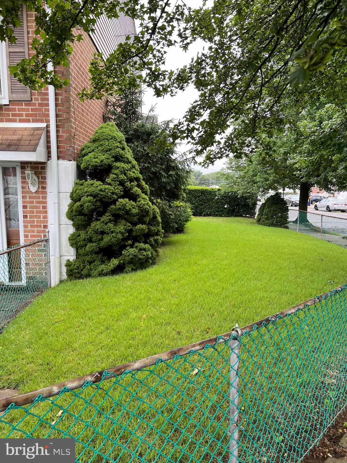 12040 Farwell Road Philadelphia, PA 19154 - Photo 11 of 12 Side of property