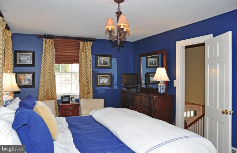 5602 Ridgefield Road Bethesda, MD 20816 - Photo 8 of 25 Master Bedroom